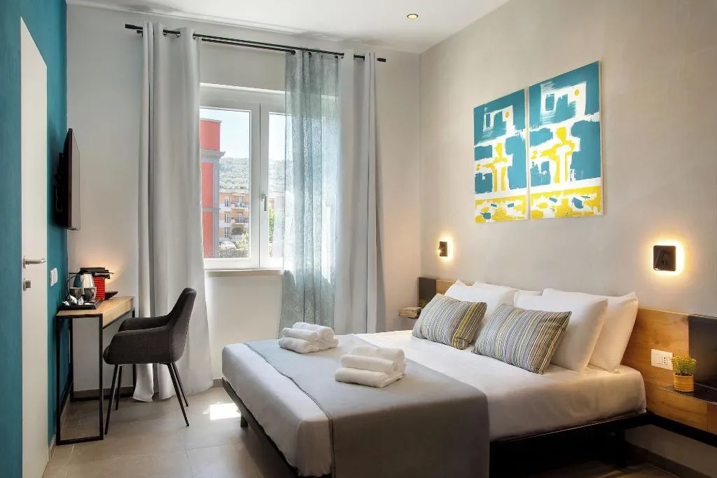 Room, Mare Fuori Rooms, Naples