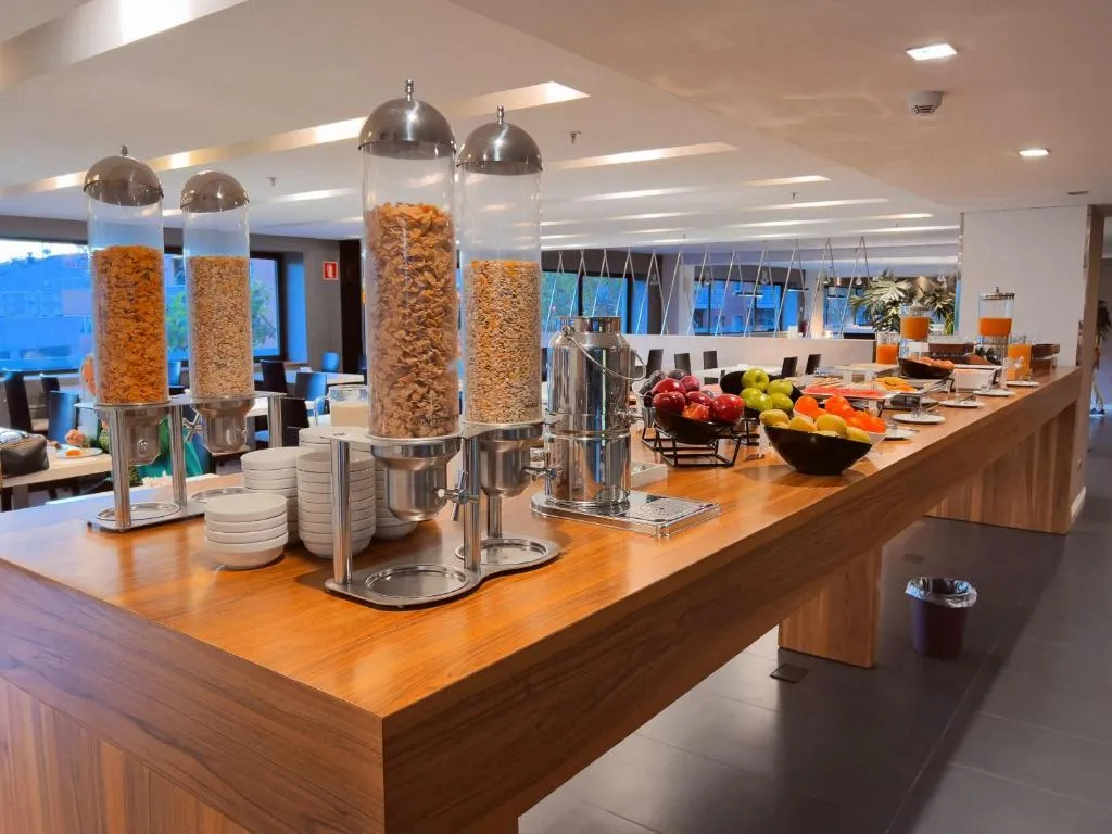 Restaurant, Moxy Barcelona, Barcelona