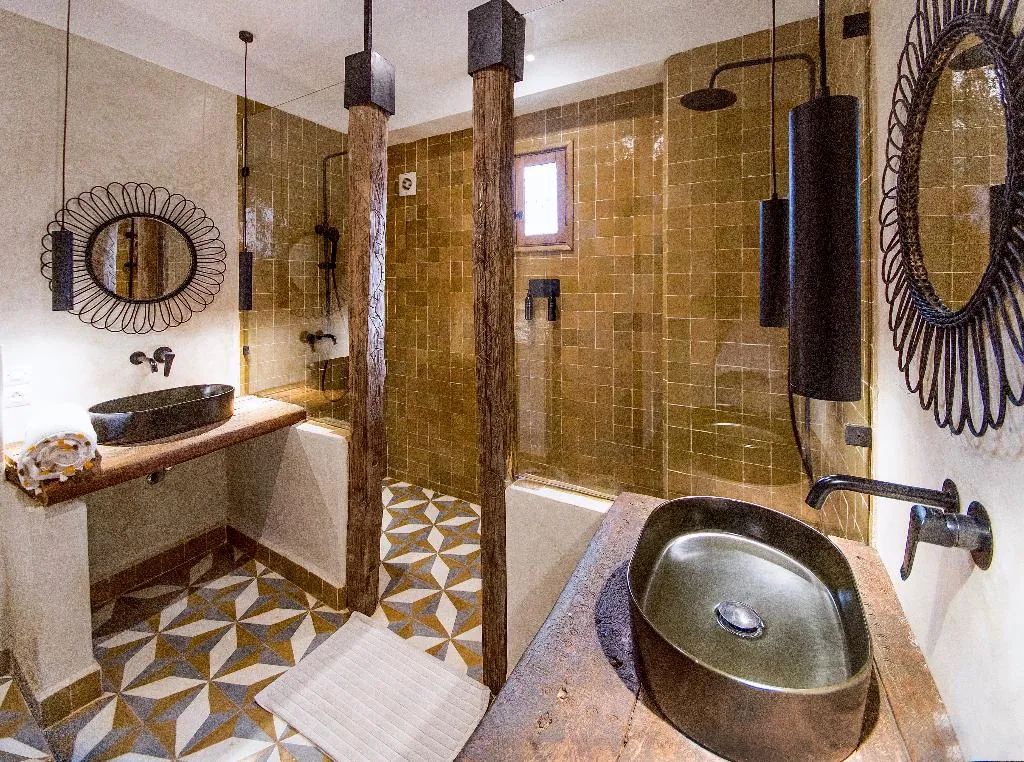 QUADRUPLE SUPERIOR KING BED Room, Riad 48 & Spa, Marrakech