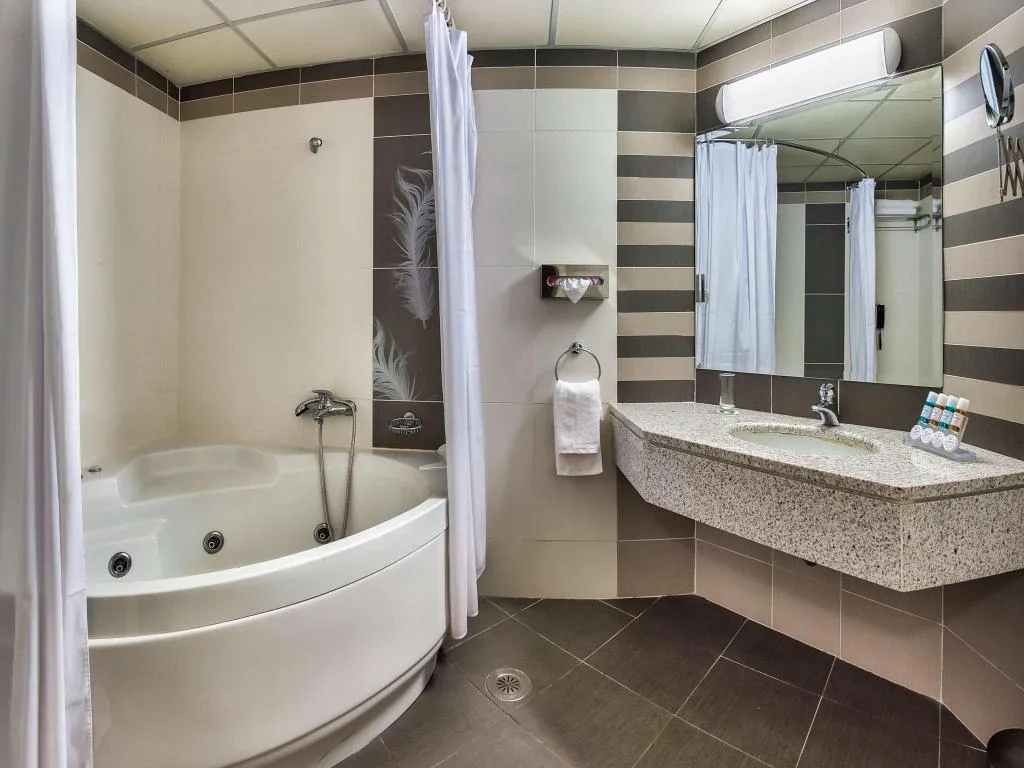 Room, Athens Cypria, Athens