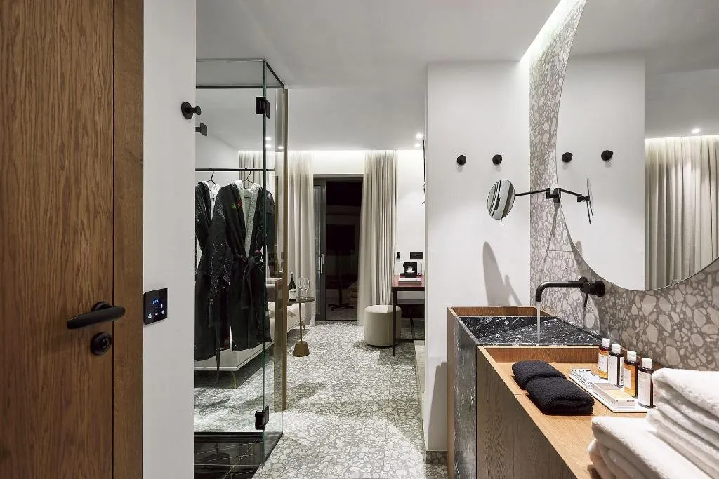 Room, Dyo Suites, Crete