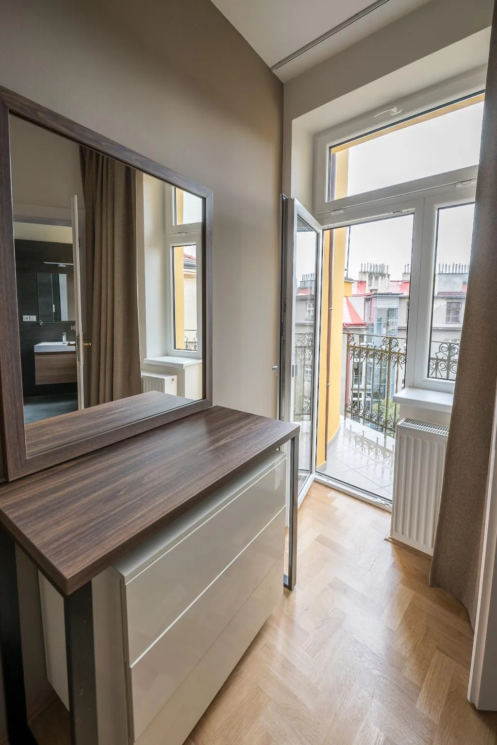 APARTMENT SUPERIOR Room, Letna Garden Suites, Prague