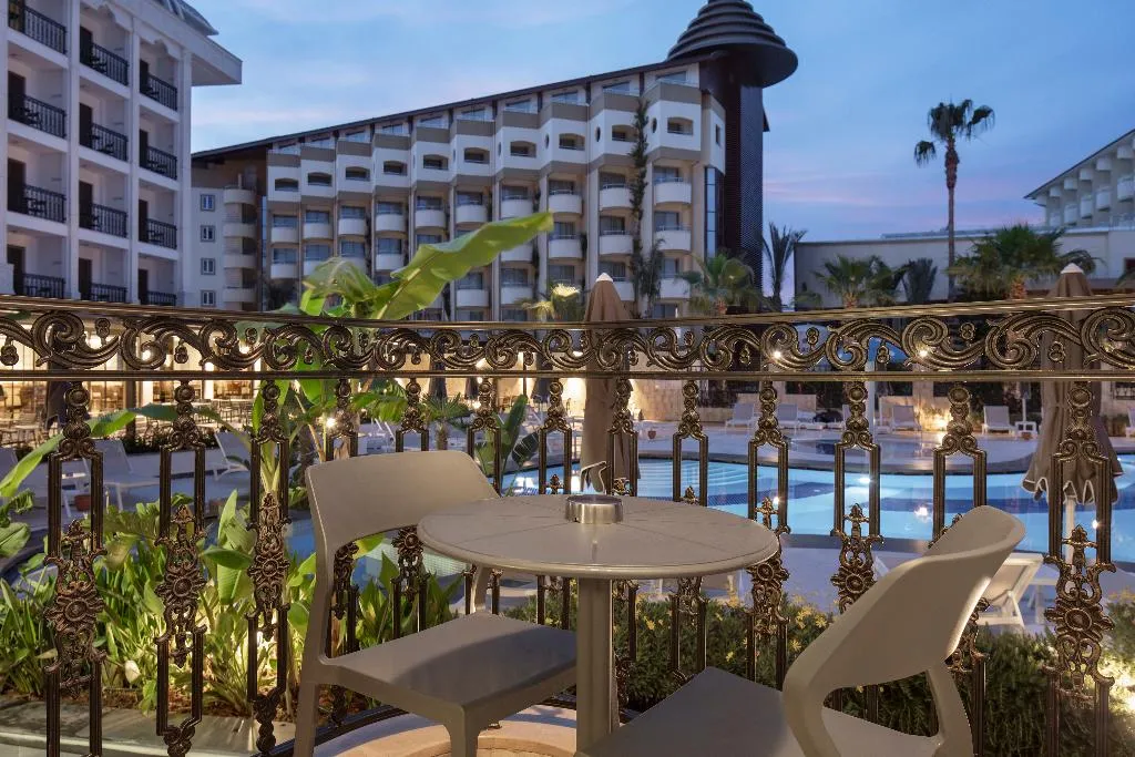 DOUBLE POOL VIEW Room, Blue Marlin Deluxe Spa Resort, Antalya