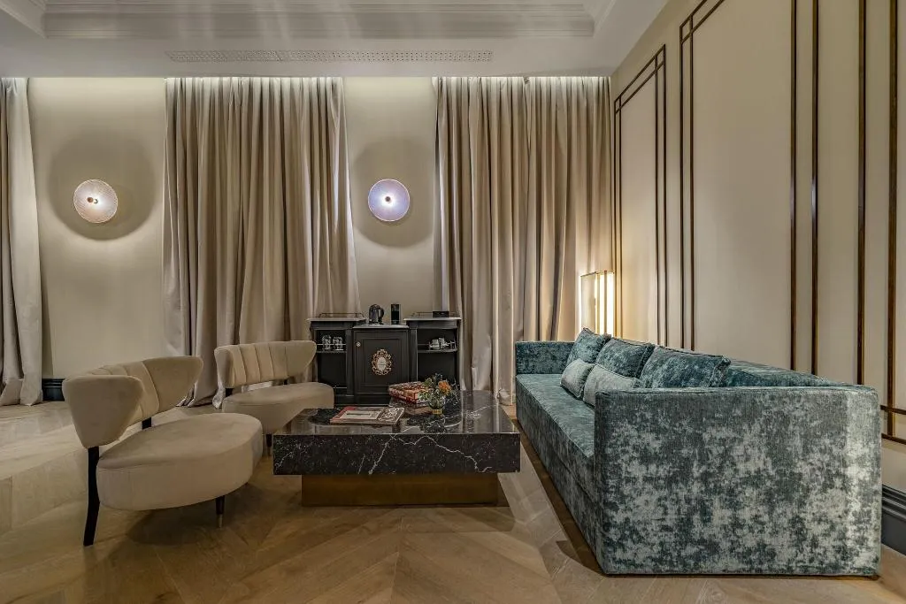 SUITE KING SIZE BED Room, Hotel Coolrooms Atocha, Madrid