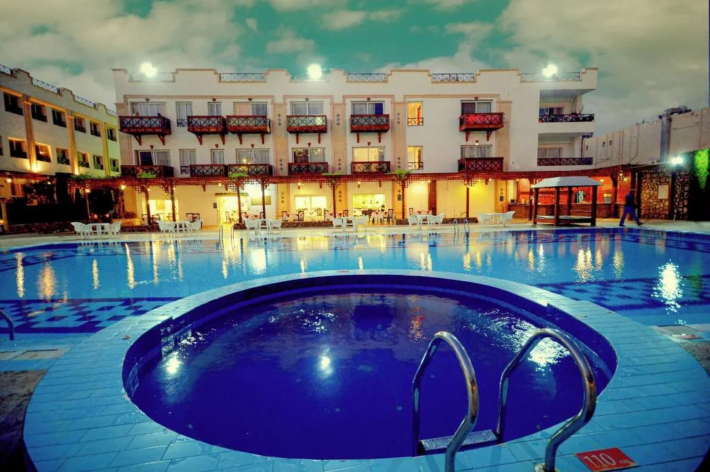 Pool, Falcon Naama Star Hotel, Red Sea Riviera