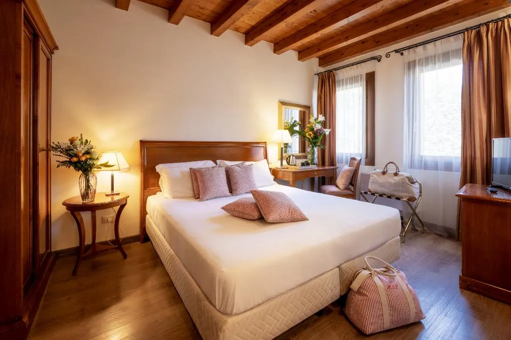 DOUBLE CLASSIC Room, Venice Resort Airport Hotel, Venice