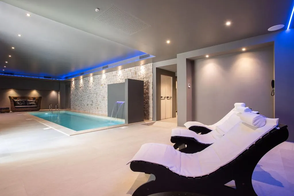 Pool, Fortyfive Squared, Rome