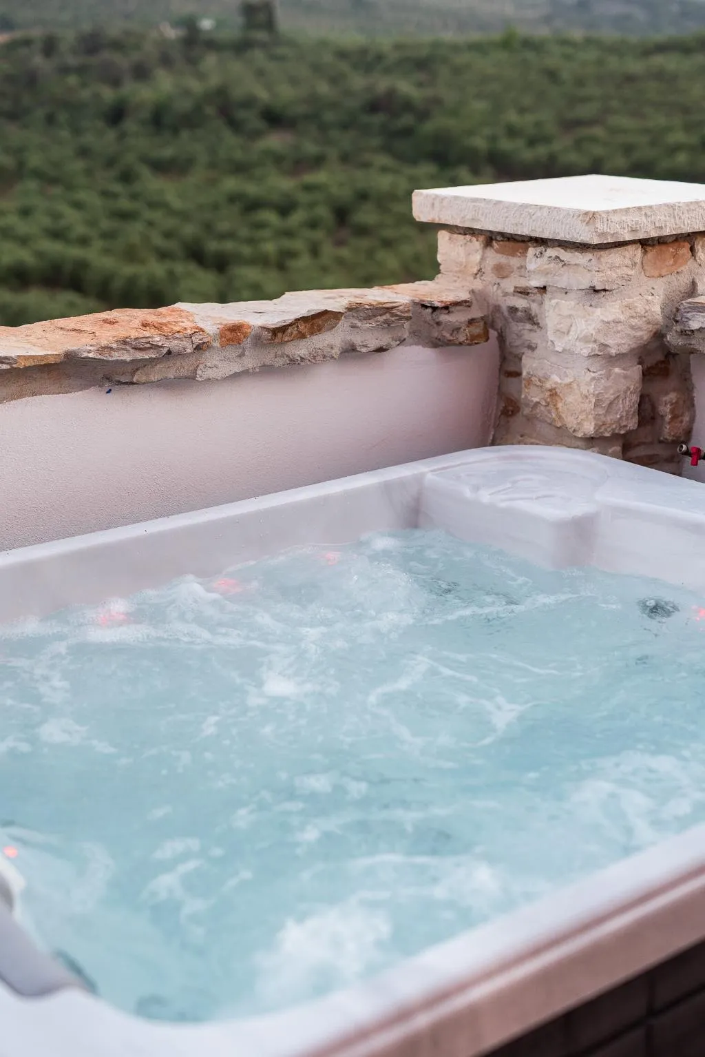 SUITE WITH JACUZZI Room, Lameriana Secret Village, Crete