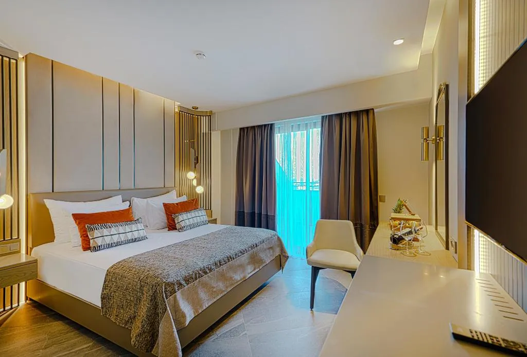 FAMILY ROOM LAND VIEW Room, Kirman Calyptus Hotel, Antalya