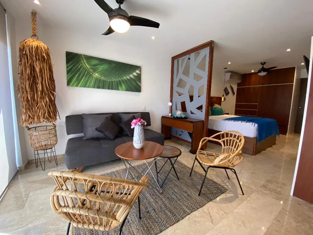 STUDIO BUSINESS Room, Emiliano 42 Condos Boutique, Playa Del Carmen