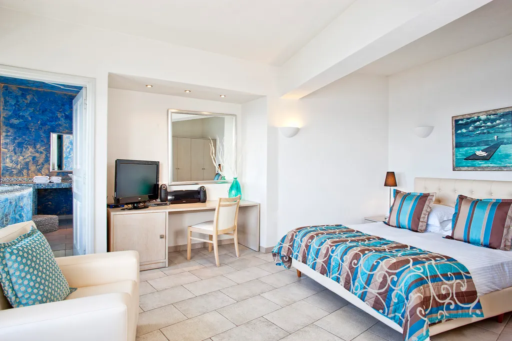 SUITE STANDARD Room, Adamant Suites, Santorini