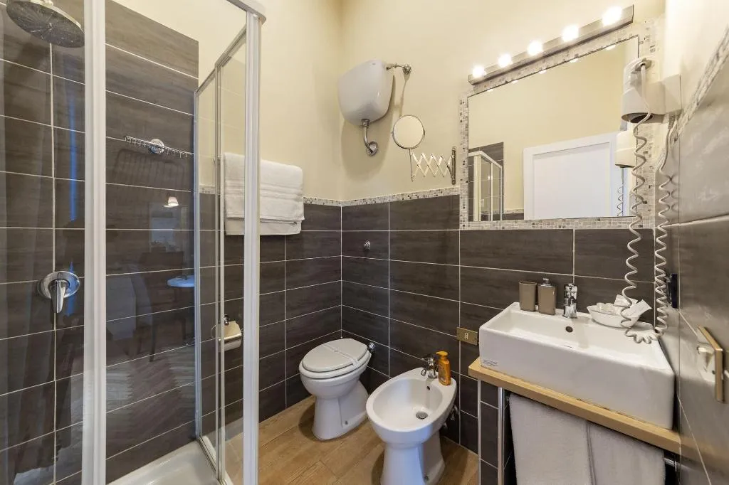 Room, B&B Il Ventre di Napoli, Naples