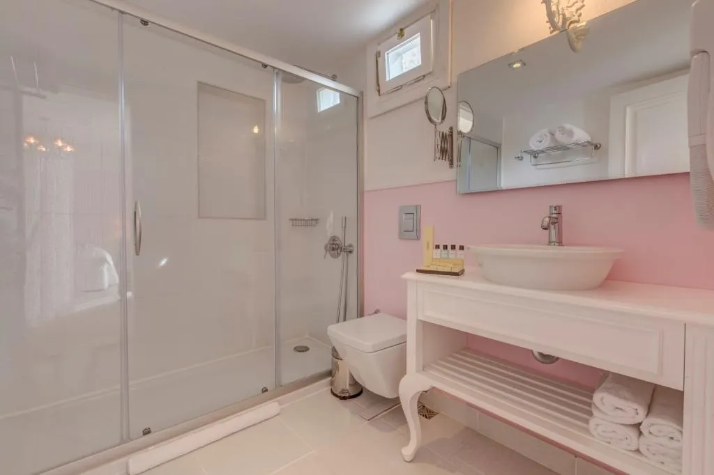 DOUBLE DELUXE Room, Erendira Hotel, Izmir