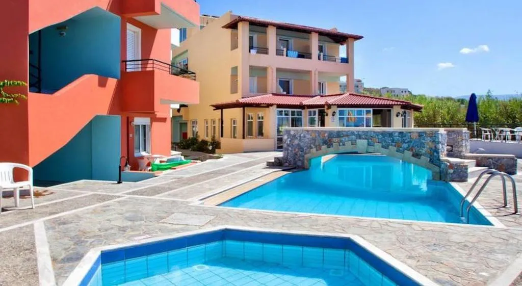 Pool, Dedalos Beach Hotel, Crete