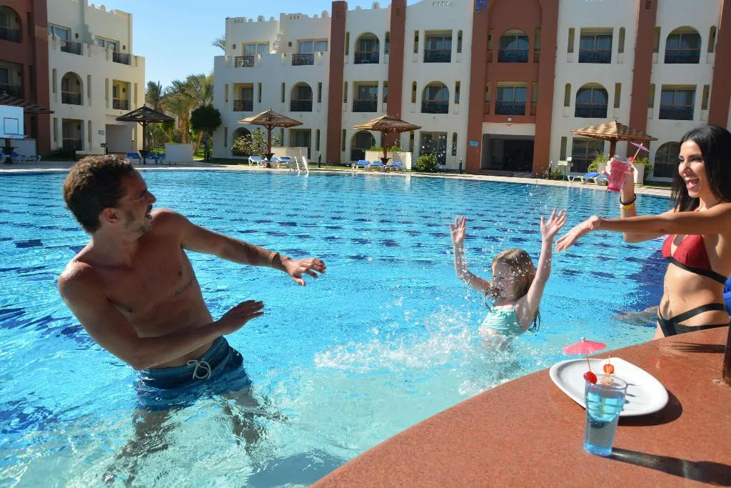 Pool, Sunrise Royal Makadi Resort, Red Sea Riviera