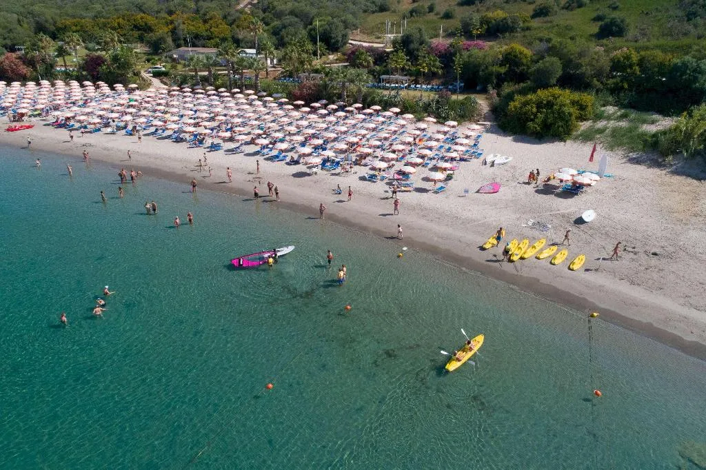 Beach, MClub Lipari, Catania