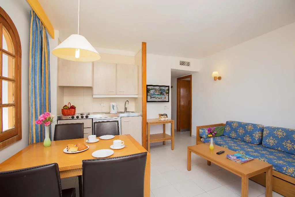 APARTMENT TWO BEDROOMS Room, Gavimar La Mirada Club Resort, Majorca