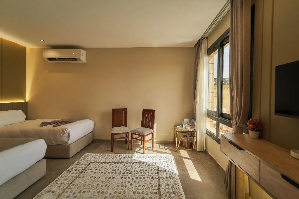Room, Pyramids Secret Hotel, Cairo
