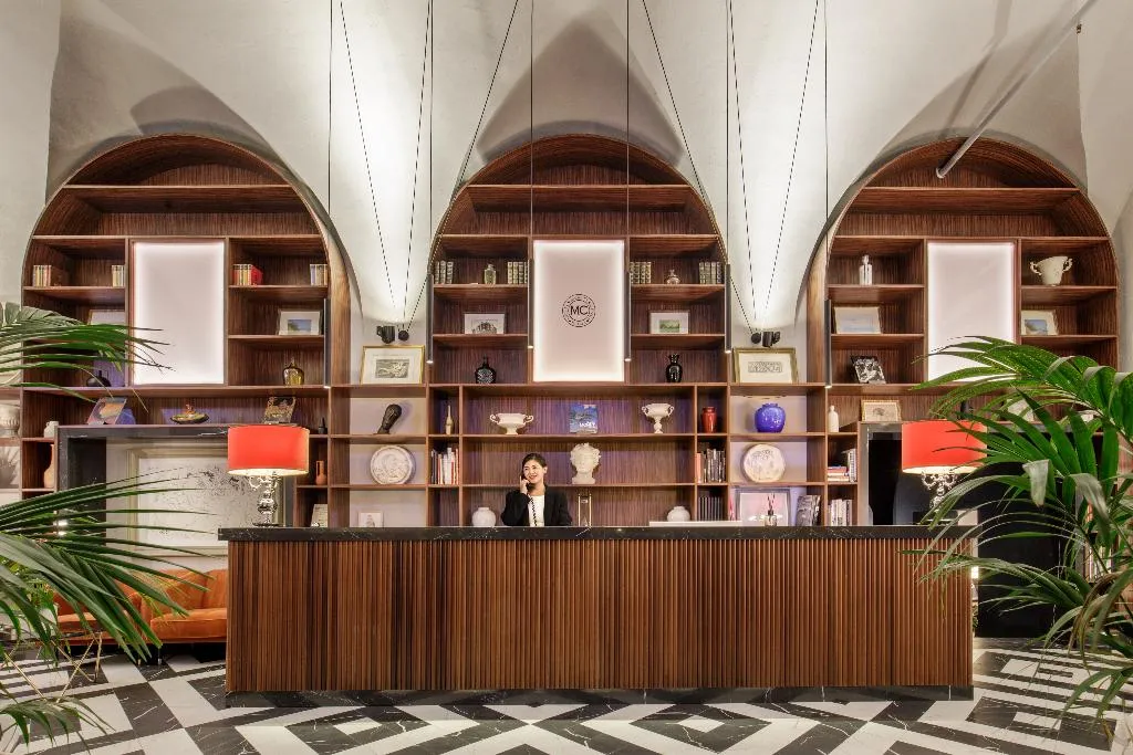 Lobby, Hotel Monte Cenci, Rome