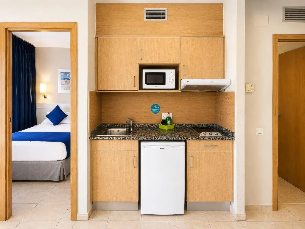 APARTMENT SEA VIEW ONE BEDROOM Room, SunClub Salou, Costa Dorada