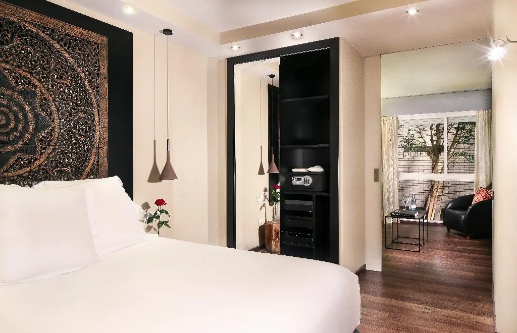 JUNIOR SUITE SUPERIOR Room, Gran Derby Suites, Barcelona