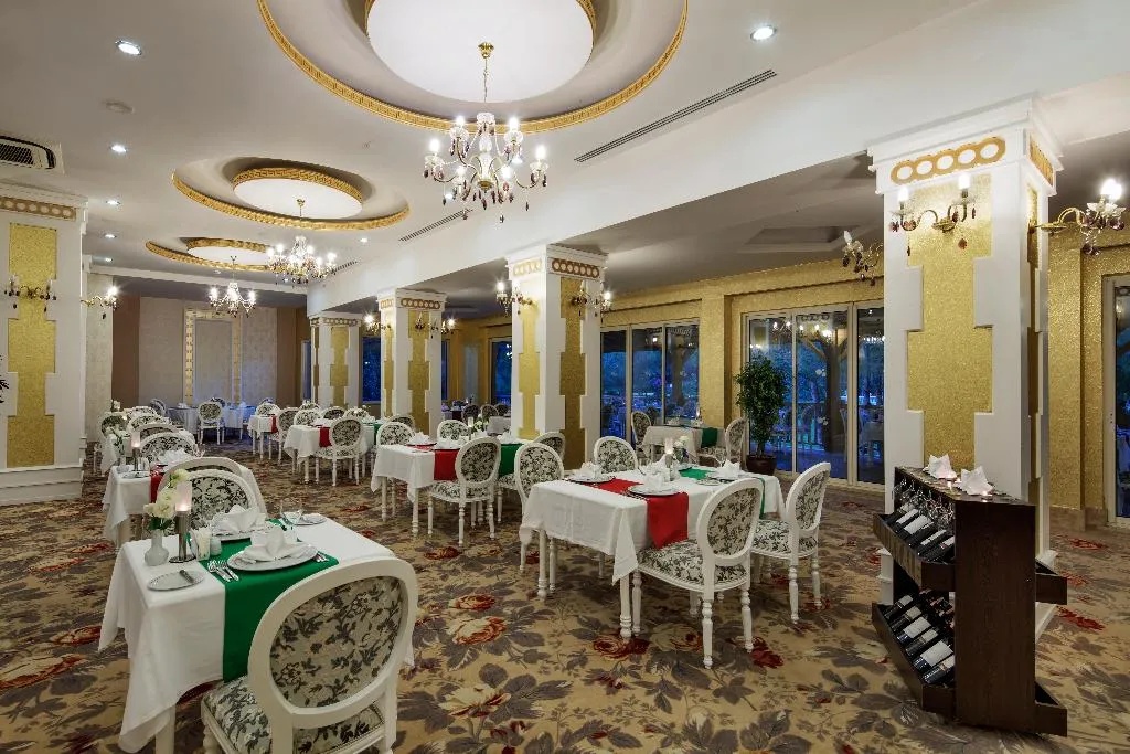Restaurant, Crystal Tat Beach Pearl Collection, Antalya