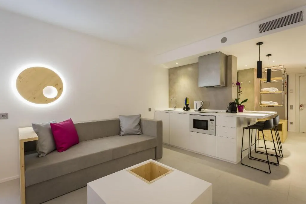 JUNIOR SUITE WITH VIEWS Room, One Ibiza Suites, Ibiza