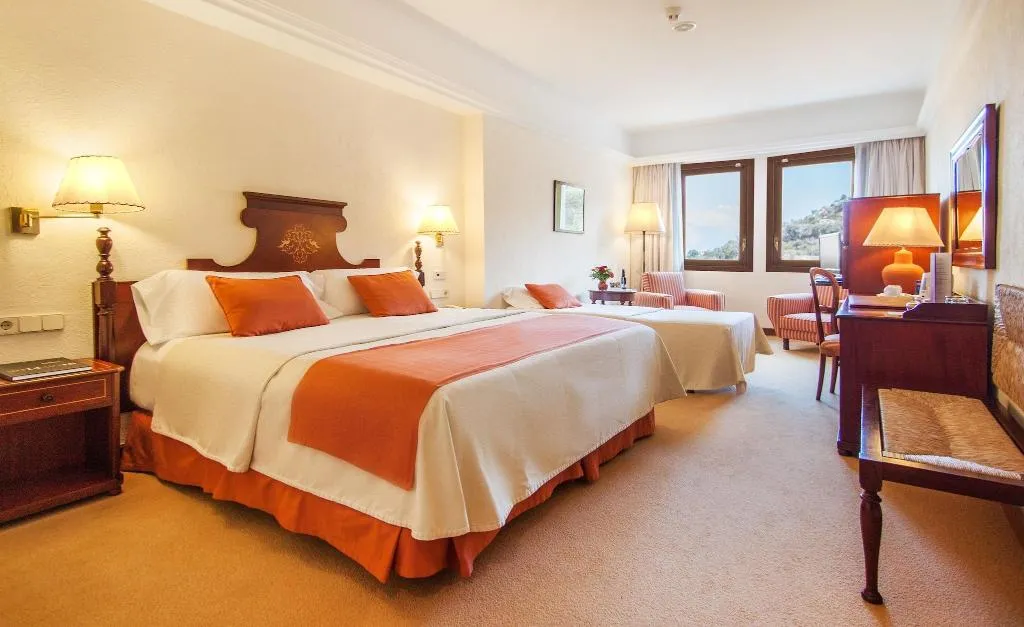 FAMILY ROOM KING SIZE BED Room, Es Moli, Majorca