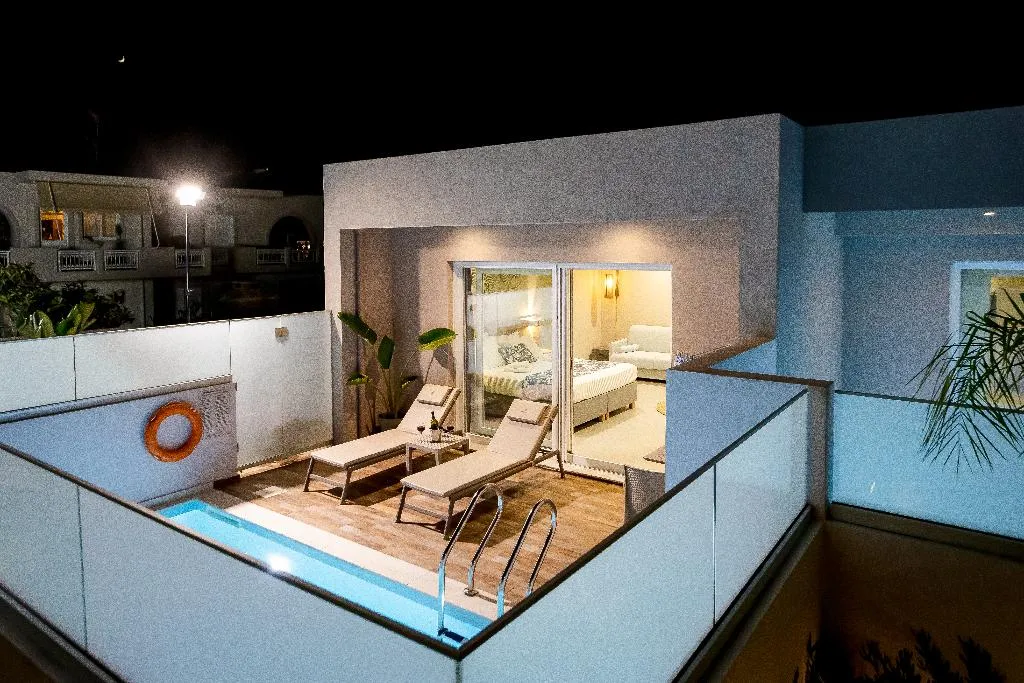 SUITE POOL VIEW Room, Sarpidon Suites, Crete