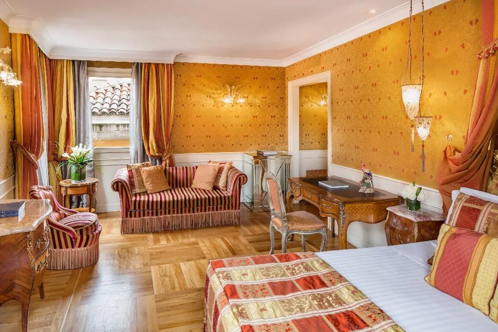 JUNIOR SUITE TWO BEDROOMS Room, Baglioni Hotel Luna, Venice