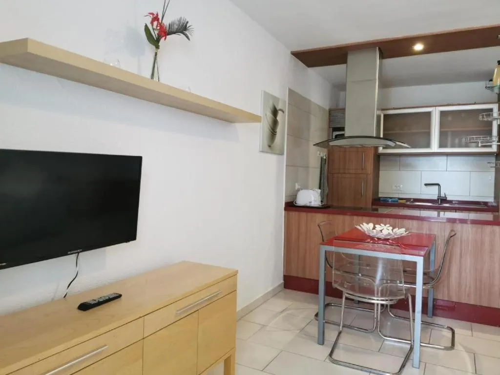 APARTMENT TWO BEDROOMS Room, Malibu Park, Tenerife