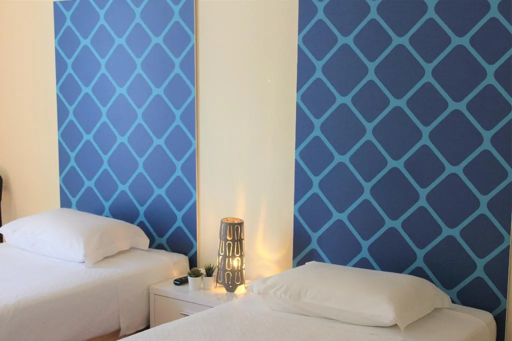 TWIN WITH SHARED BATHROOM Room, Tagus Royal Residence, Lisbon