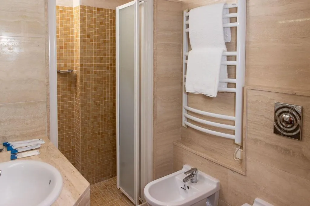 SINGLE STANDARD Room, Hotel Balneario Broquetas, Barcelona