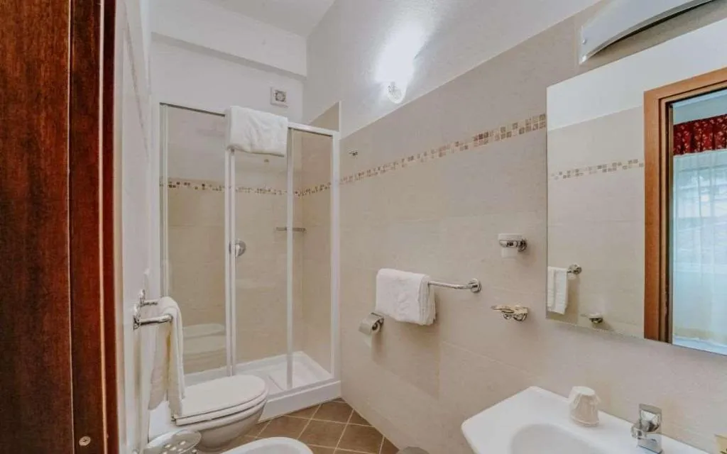 Room, Flora Hotel, Milan