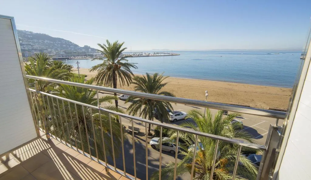 Beach, Novel Risech, Costa Brava