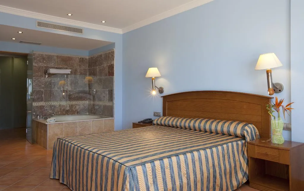 DOUBLE SINGLE USE STANDARD Room, Playazimbali, Costa Almeria