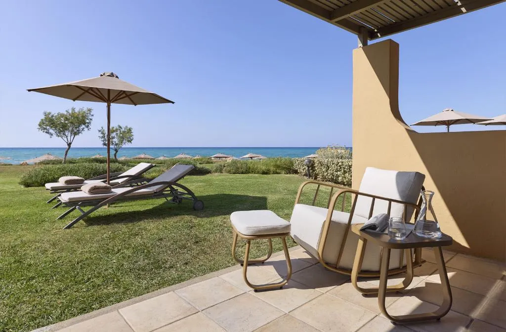 SUITE BEACH FRONT Room, Aquila Rithymna Beach, Crete
