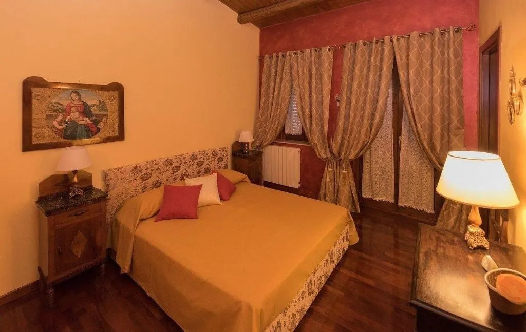 Room, B B Il Nascondiglio Di Esta A, Catania