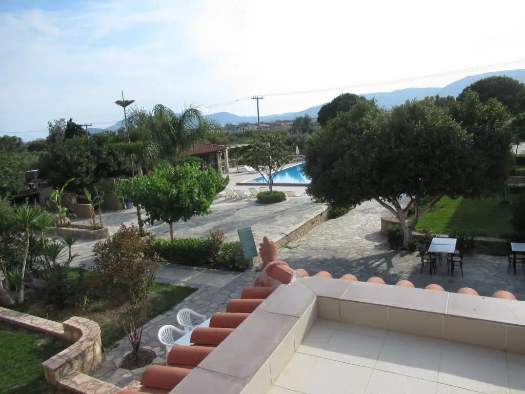 Double or Twin GARDEN VIEW Room, Daniel Hotel, Zante