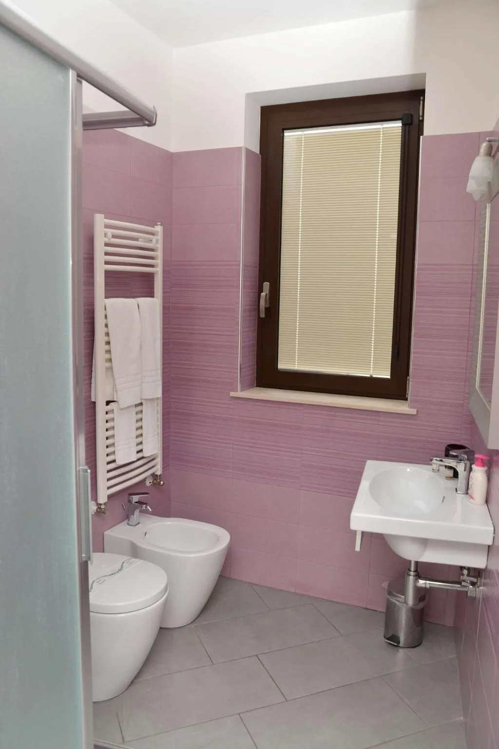 Room, San Marciano, Catania