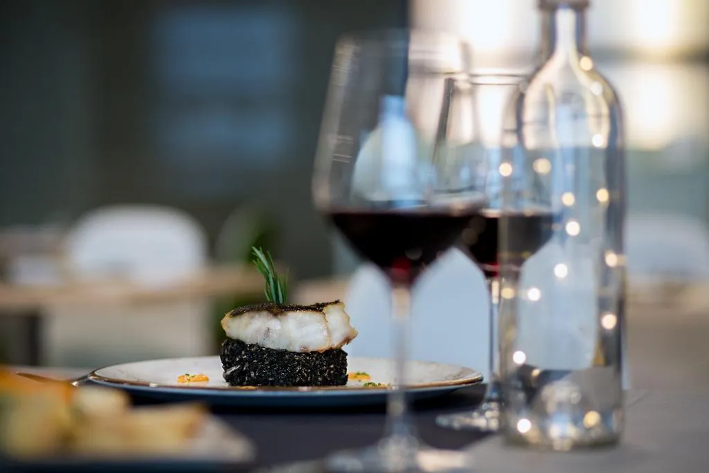Restaurant, Crowne Plaza Madrid Airport, Madrid