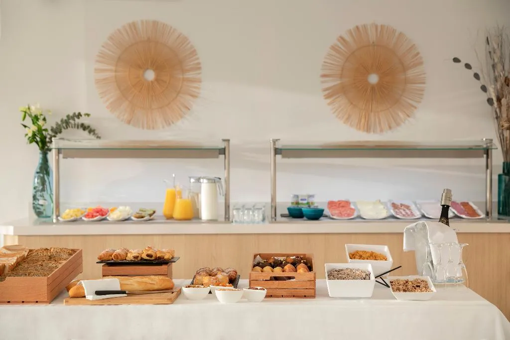 Restaurant, Portodrach Aparthotel & Suites, Majorca