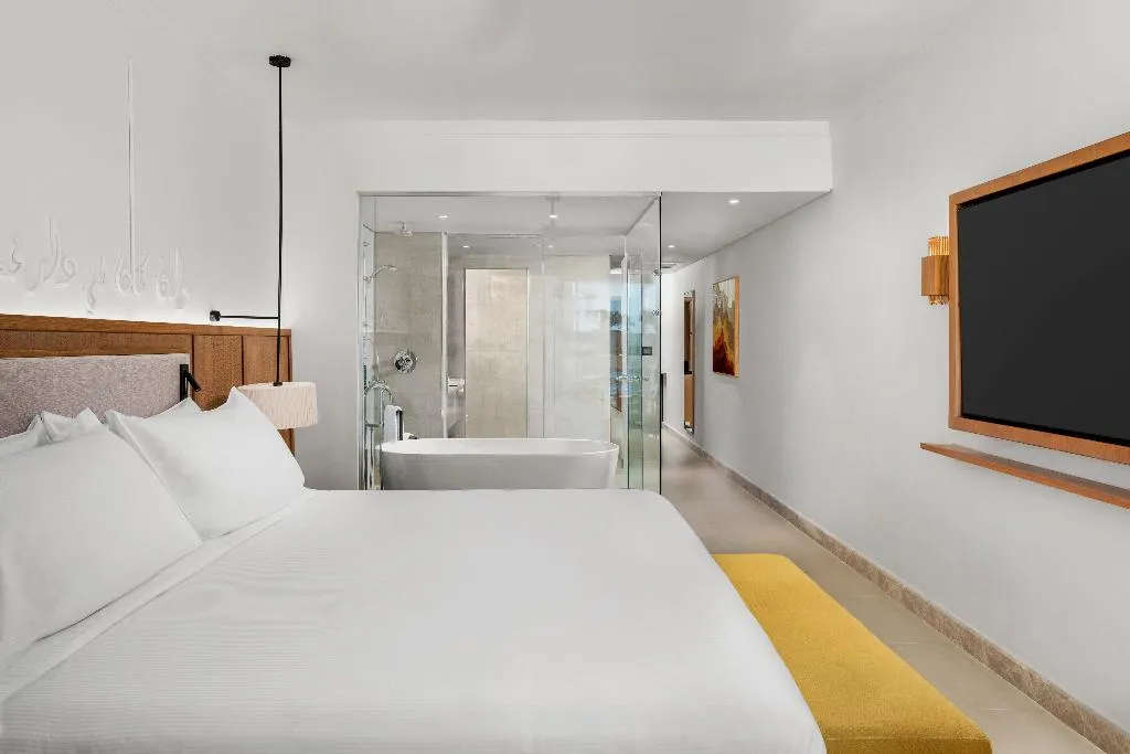 SUITE KING SIZE BED Room, DoubleTree by Hilton Sharm El Sheikh - Sharm Bay, Red Sea Riviera