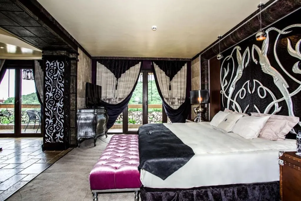 STUDIO DELUXE SIDE SEA VIEW Room, Royal Castle Design & Spa, Bourgas