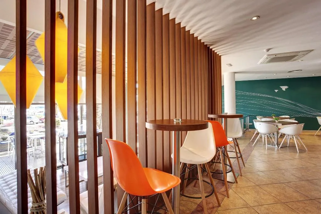 Lobby, Costa Azul, Majorca
