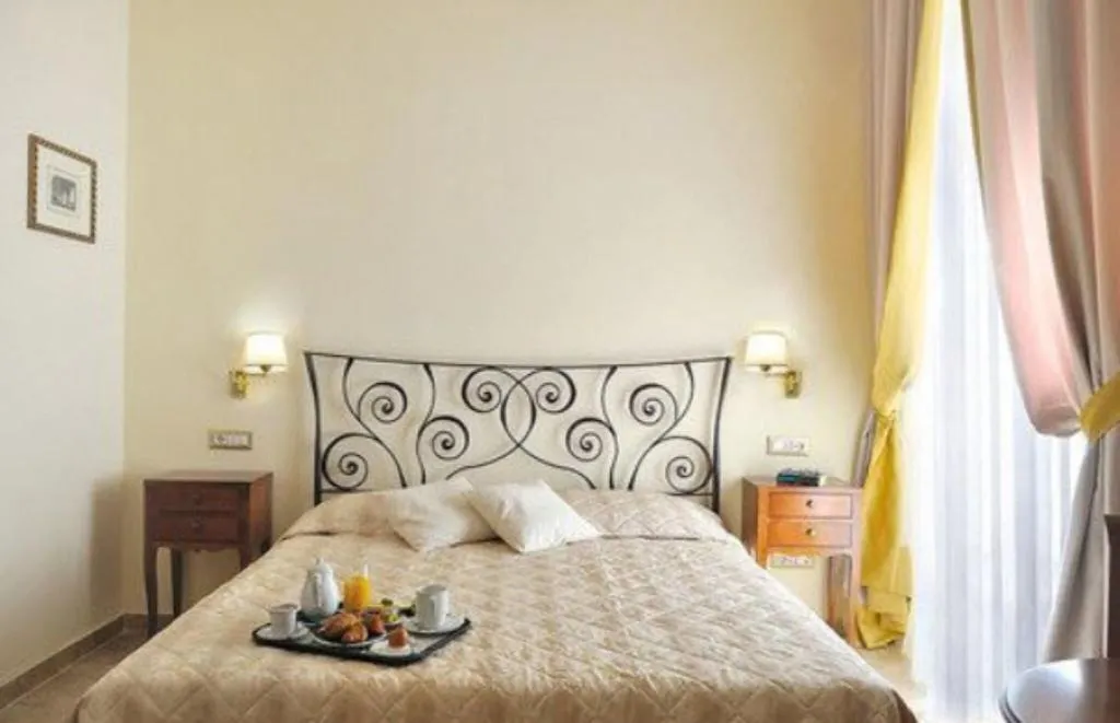 DOUBLE ECONOMY Room, Hotel Le Clarisse Al Pantheon, Rome