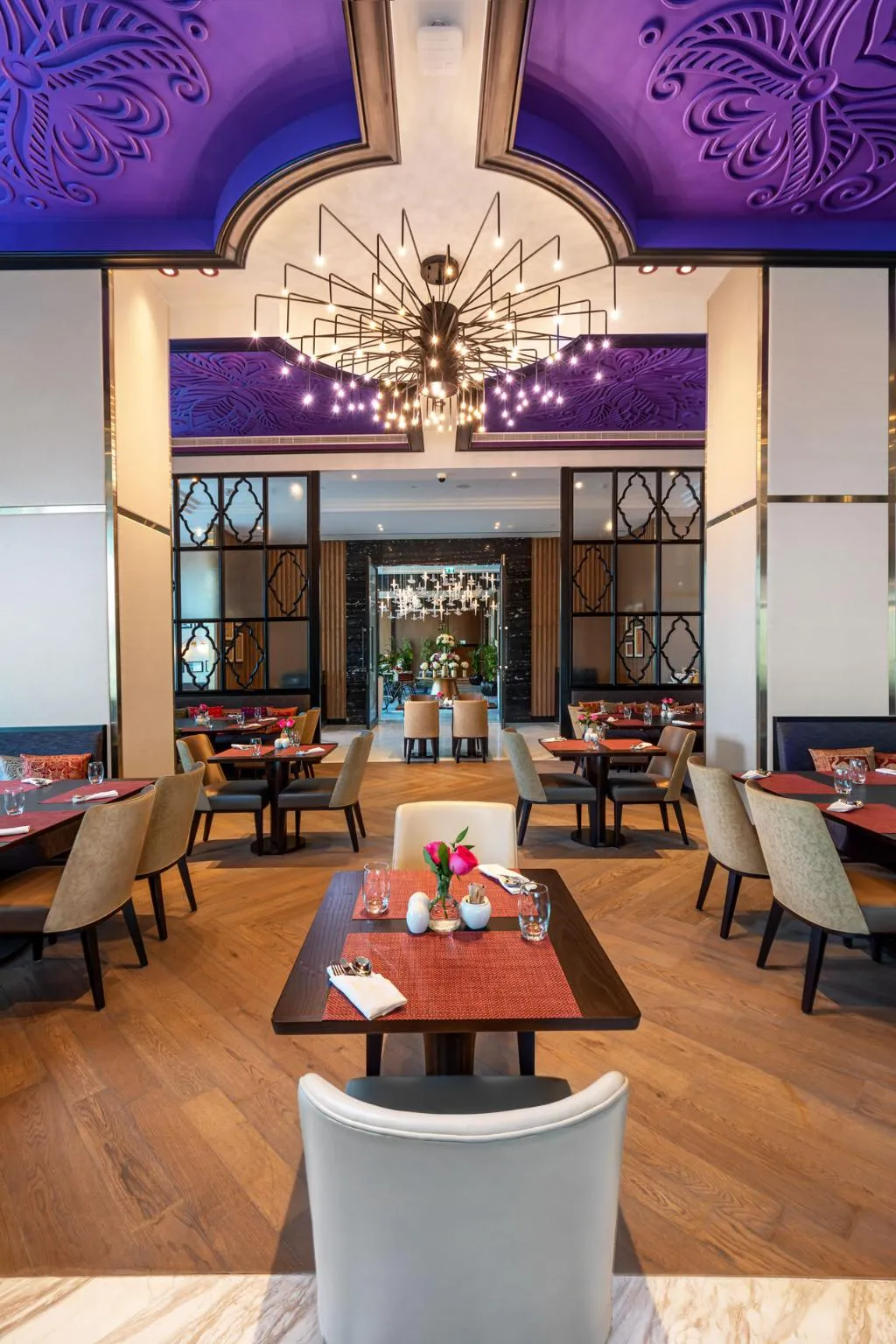 Restaurant, Taj Jumeirah Lakes Towers Dubai, Dubai