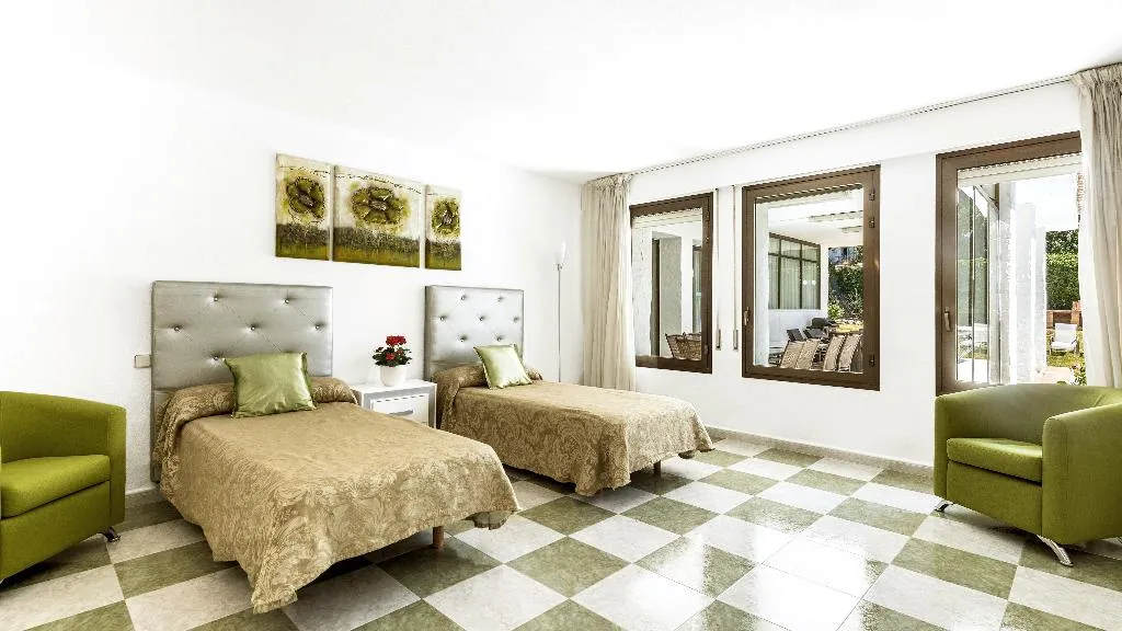 VILLA STANDARD Room, Villa Marina Puerto Banus, Costa Del Sol