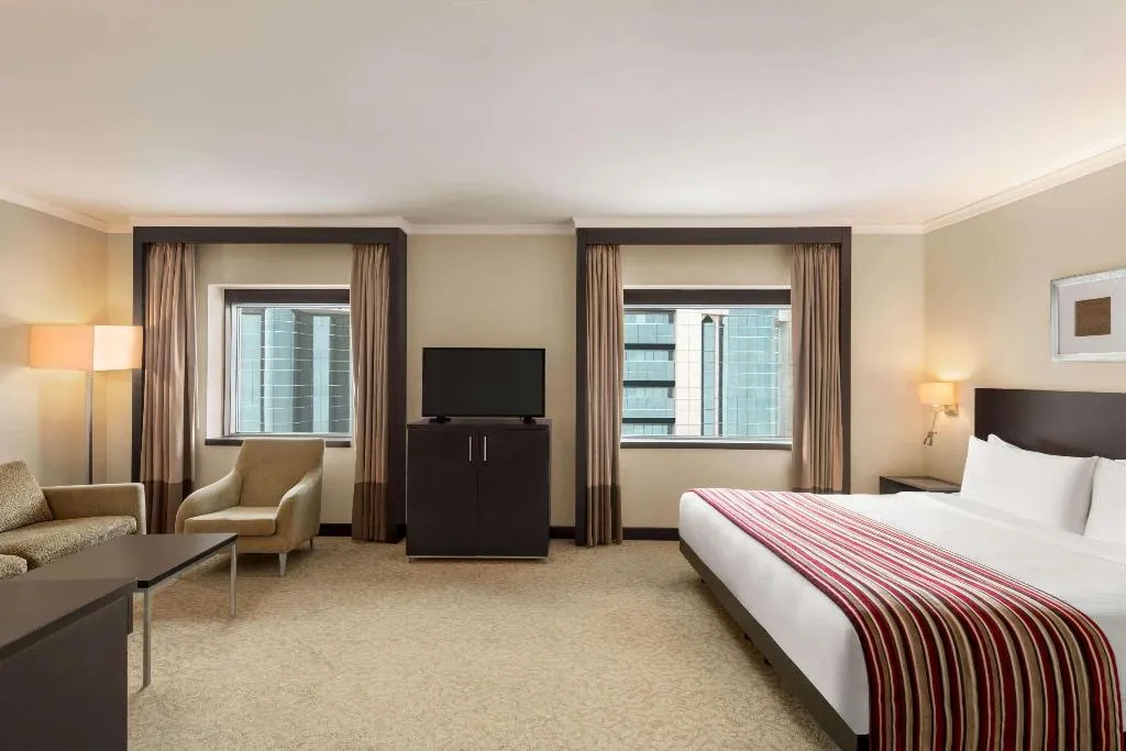 FAMILY ROOM DELUXE Room, Ramada Plaza by Wyndham Dubai Deira, Dubai