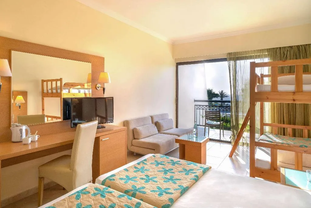 FAMILY ROOM STANDARD Room, Sol Cosmopolitan Rhodes, Rhodes
